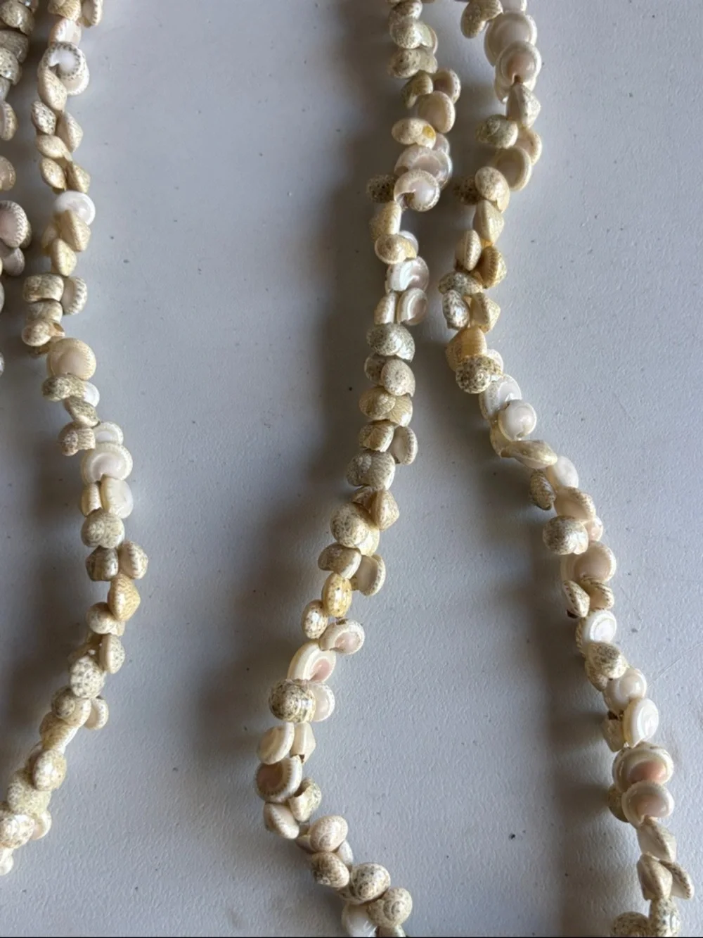 Hawaiian shell lei Necklace Handmade